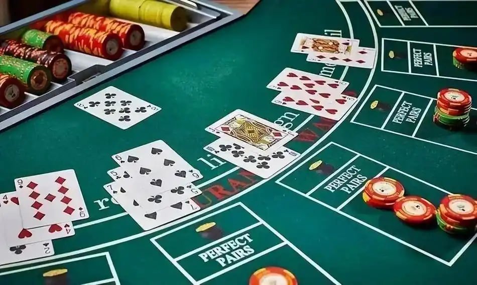 Ilustrasi grafik pertumbuhan anggota level member dengan akses fitur eksklusif